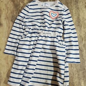 Old Navy Girls Dress. Size 5T.